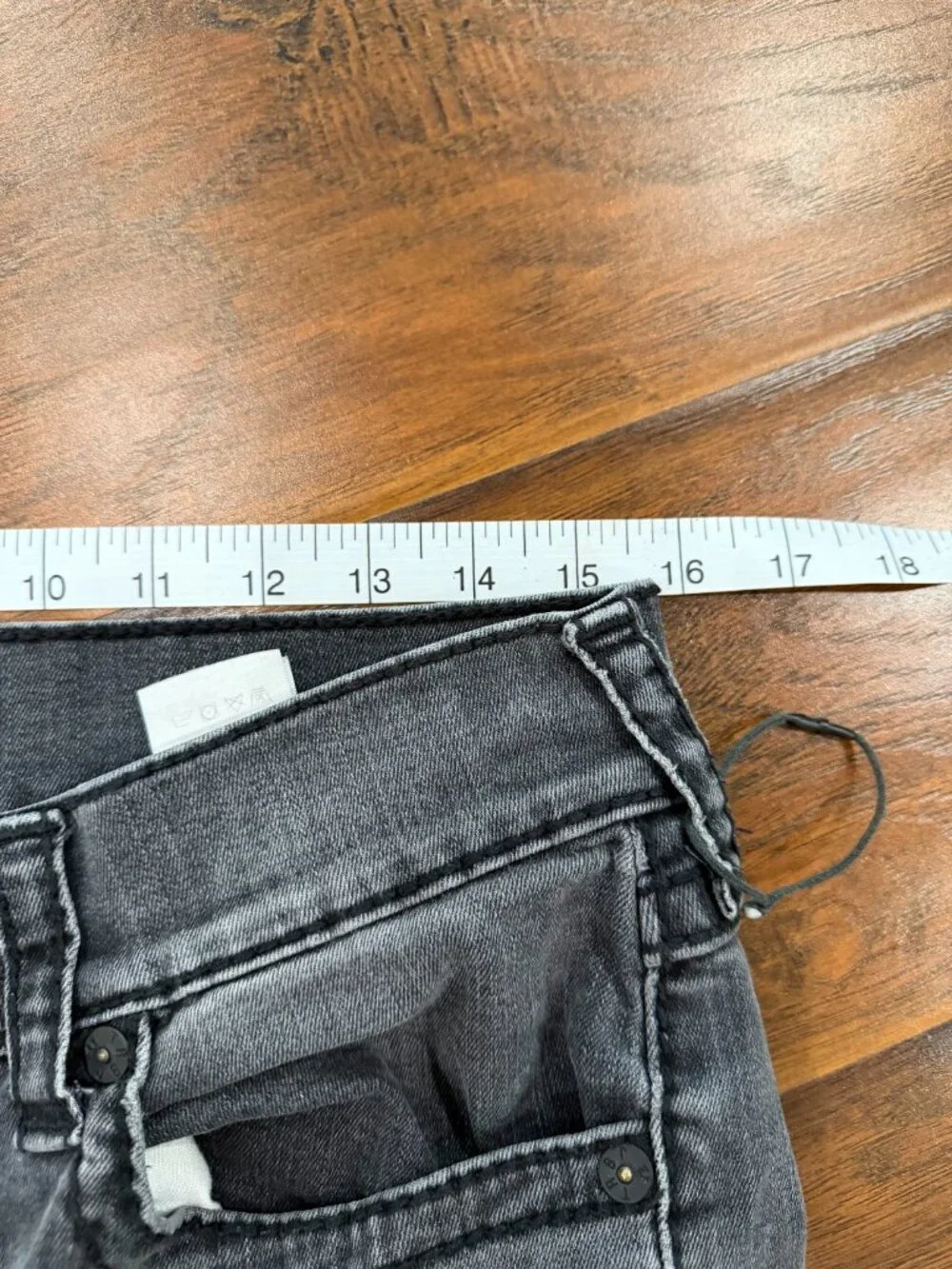 True Religion 33x32 Rocky Relaxed Straight Flap Big T Jeans Grey Distressed